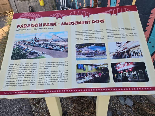 informational sign anout Paragon Park